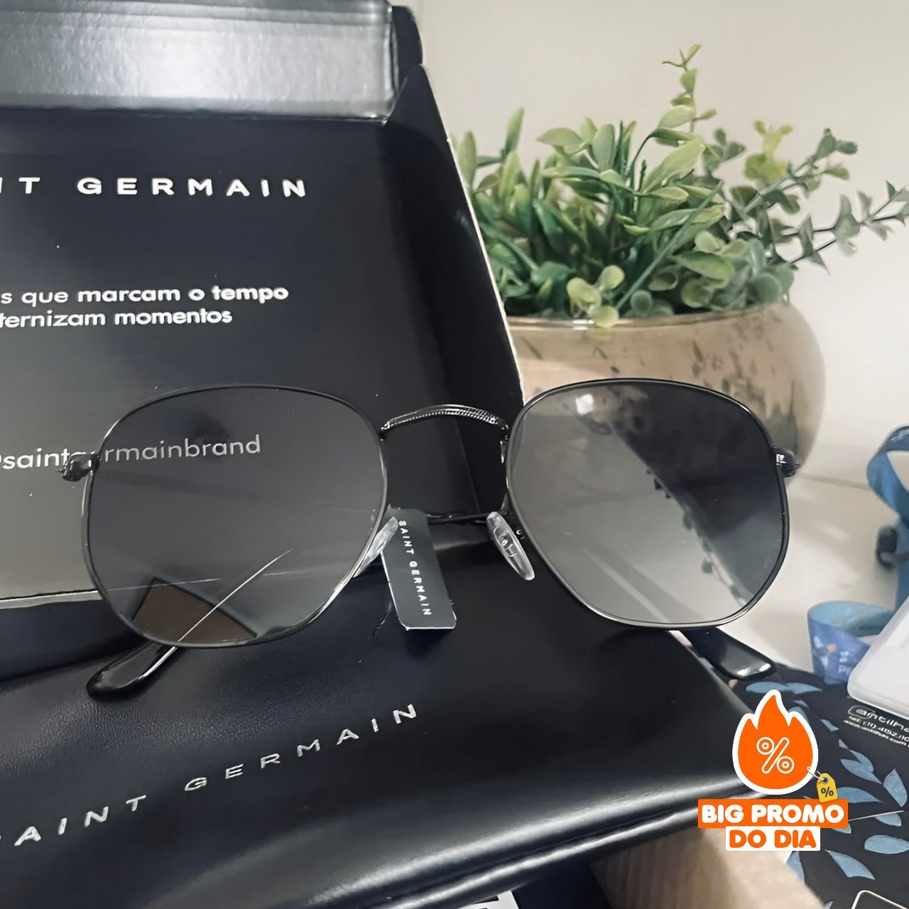 Óculos De Sol Preto Hexagonal Harbor Black