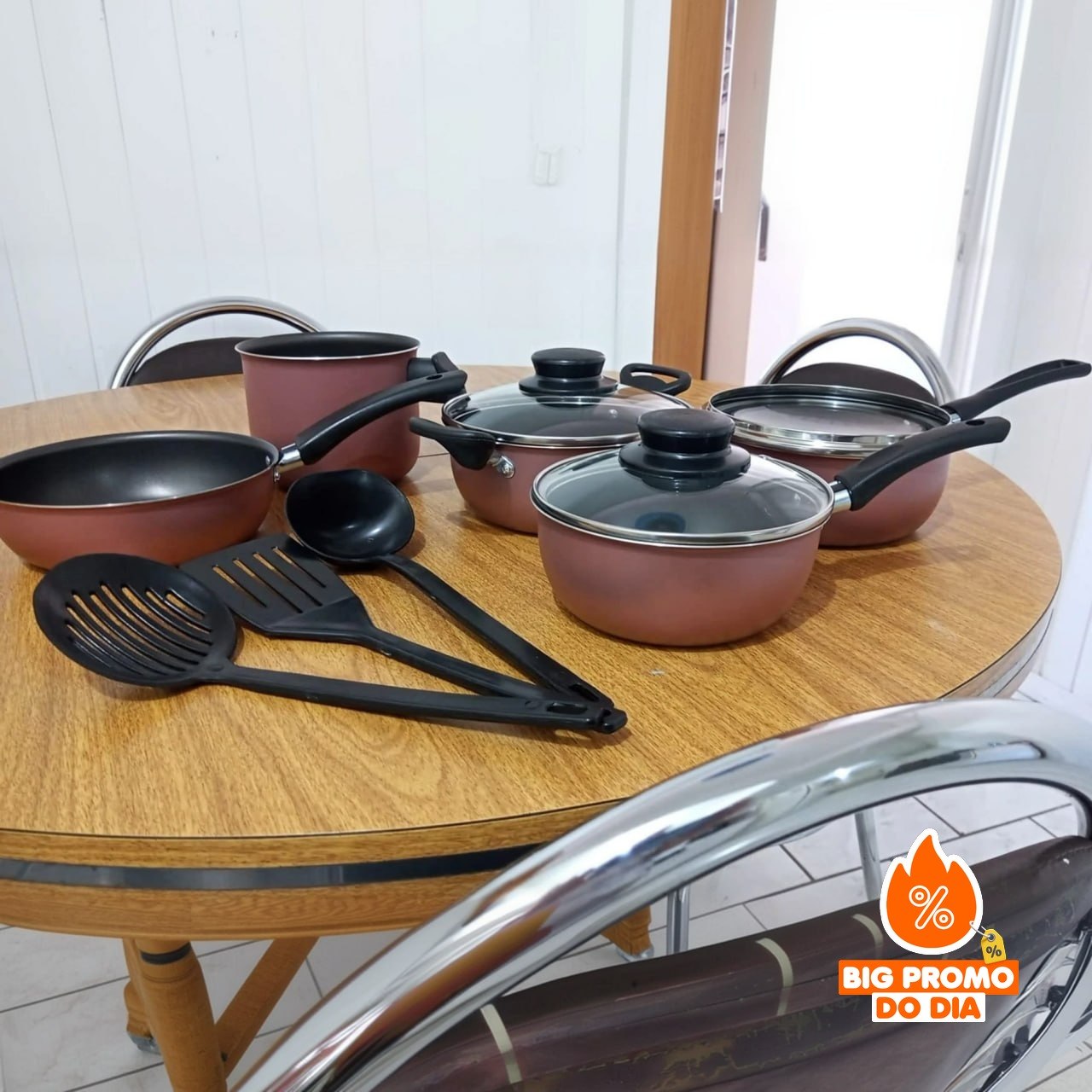 Jogo de Panelas Elegan com Tampa Vidro 8 Peças