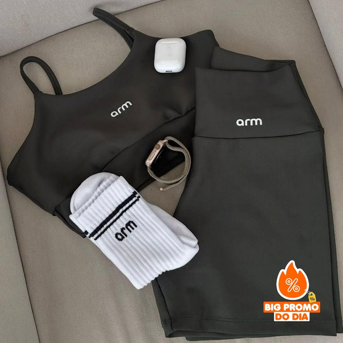 Conjunto Feminino Fitness Compact Top E Short Arm - Três Opções de Cores