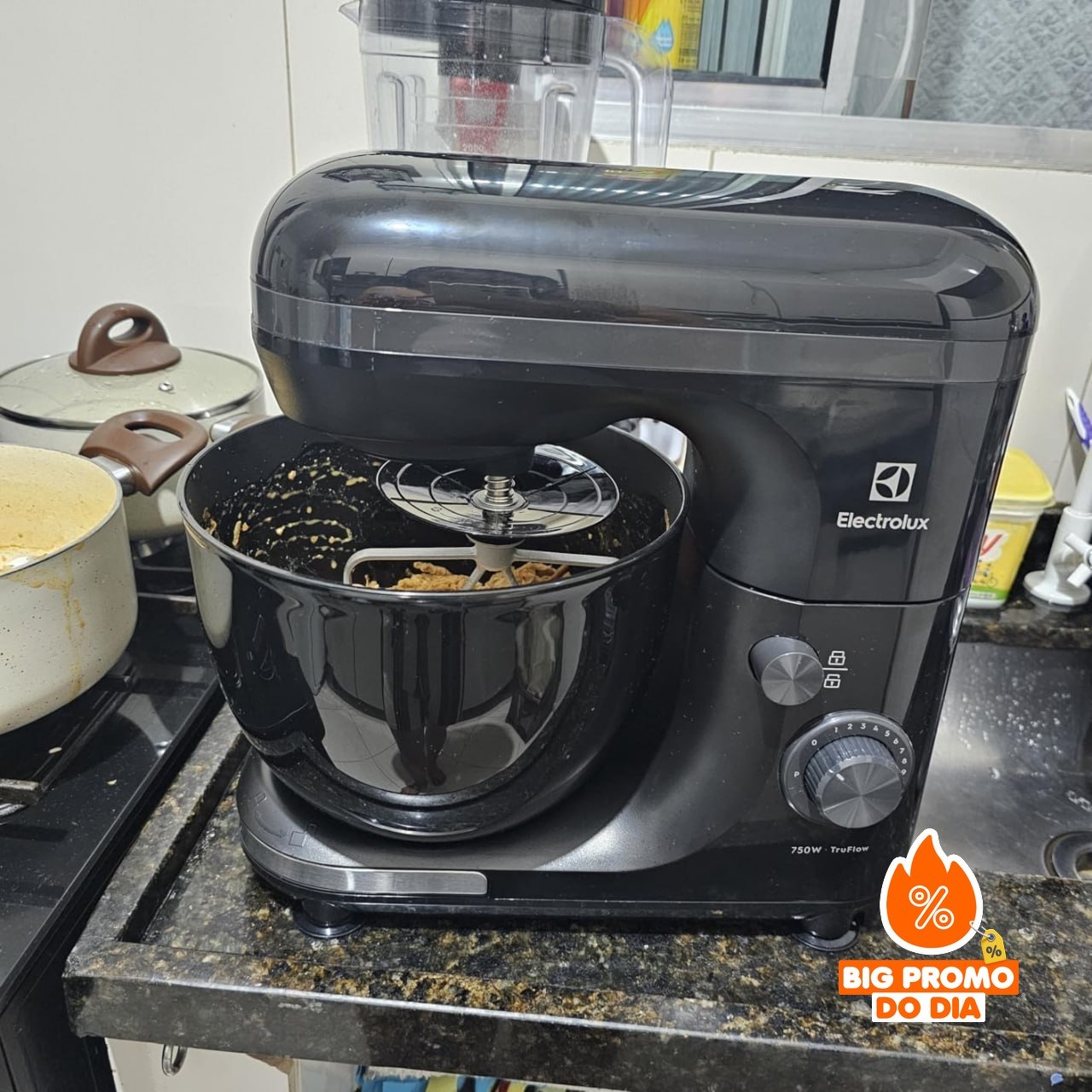 Batedeira planetária Electrolux 5L 750W