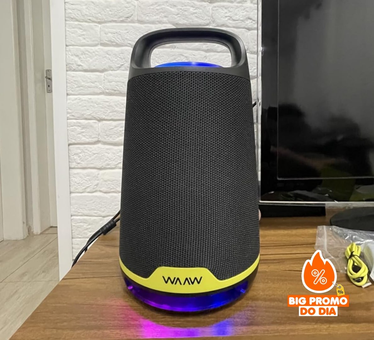 WAAW by ALOK Caixa de Som BOOM 200 80W RMS