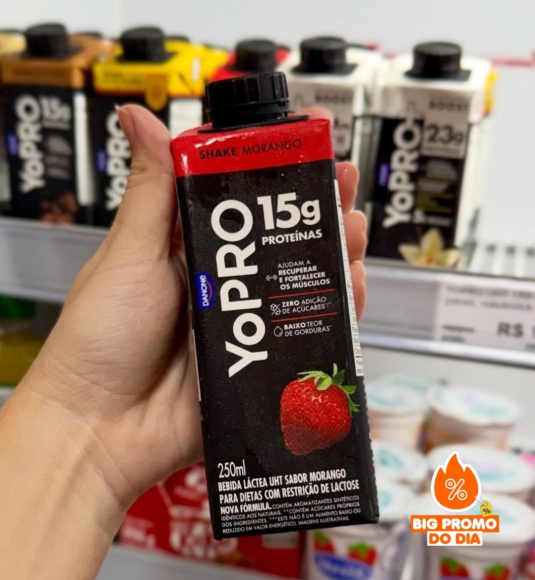12 unids. YoPRO Bebida Láctea UHT Morango 15g de proteínas 250ml
