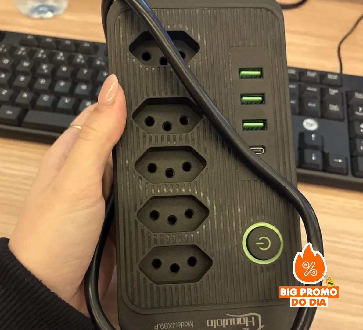 Extensão 5 Tomadas E 3 Usb 1 Led Bivolt