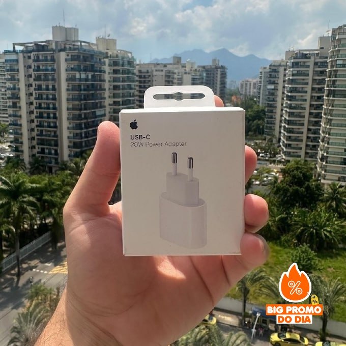 POR FAVOR APPLE, VOLTA A MANDAR O CARREGADOR JUNTO COM O IPHONE