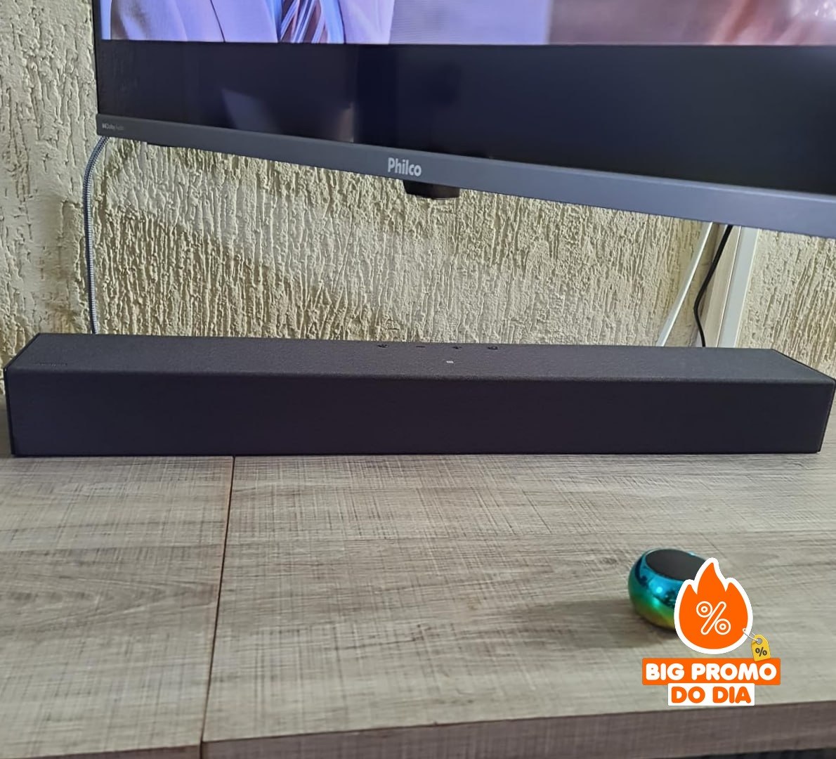 Soundbar Samsung HW-B400F, 2.0 canais, Bluetooth, Subwoofer integrado