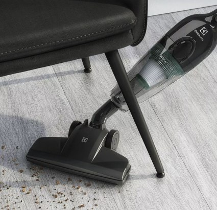 Aspirador de Pó Vertical com fio portátil de mão 2 em 1 com 1.100W de Potencia C...