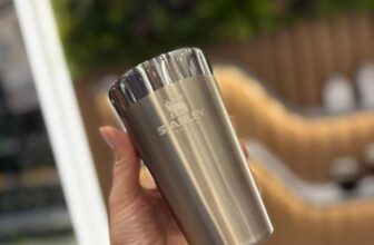 TU CURTE UM CROMADÃO NEAH 🥛 Copo Térmico Stanley Stainless…