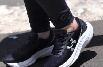 PISE EXTREMAMENTE FOFO no precinho 👟 Tênis Under Armour Charged…