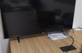 TV NA CASA TODA 📺 Smart TV 40″ AOC Roku…