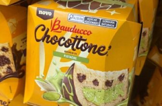 QUASE 1KG DE CHOCOTTONE COM PISTACHE Chocottone Maxi Pistache Bauducco…