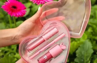 ALO MENINAAAS Love Kit Gloss Labial E Lápis Labial Franciny Ehlke DE 111 | POR 5…