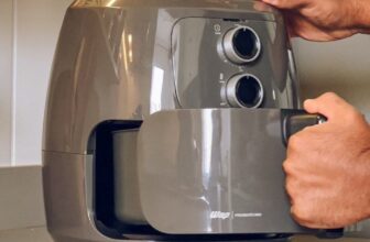 CORRE QUE TÁ MUITO BARATO Fritadeira Elétrica Air Fryer WAP Family 4L DE 312 | P…