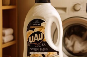 NO MERCADO TÁ BEM MAIS CARO Lava Roupas Líquido 2,7L Uau Perfume Chá Branco POR …