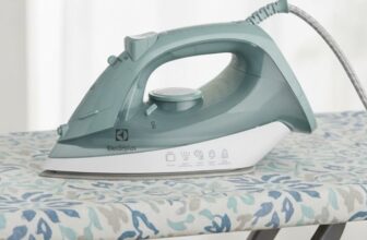 PRECISA PASSAR UM FERRO AI HEIN? Electrolux Ferro de Passar Roupa Seco e Vapor 1…