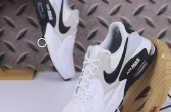 PISANTÃO BRABO DA VIRGULADA Tênis Nike Air Max Excee DE 799,99 | POR 359 até 8x …