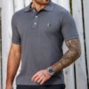 PRA IR CONHECER A FAMILIA DA PROMETIDA Camisa Polo Masculina Slim DE 50 | POR 33…