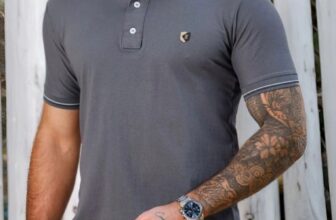 PRA IR CONHECER A FAMILIA DA PROMETIDA Camisa Polo Masculina Slim DE 50 | POR 33…