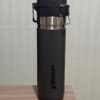 TU MERECE SUA ÁGUA GELADA Garrafa Térmica Quick Flip Stanley Preto 710ml   DE 26…