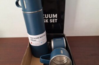 HORA DO CAFÉZIN É SAGRADO Garrafa Térmica 500mL Com 3 Xícaras (7 cores) A PARTIR…