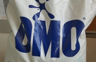 OMO Lavanderia Pro Clinical Detergente em Pó 4kg DE 52 | POR 27,34 https://amzn…