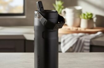 O LUXO DESSA ALL BLACK Garrafa Térmica Stanley Aerolight Flip Straw Black 473ml …