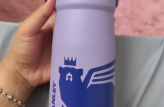 ESSA COR TÁ LINDINHA Garrafa Térmica Flip Straw Youth Lavender Stanley 500mL DE …