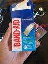 Band-Aid Curativos Adesivos Regular 40 Unidades POR 9,28 (Mínimo: 2 un.) Resgat…