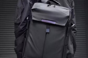 Mochila Impermeável Romantic Crown DE 109 | POR 88,59 CUPOM: ESTILOMELI https:/…