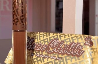 ATENÇÃO MENINAX Chocochilli Gloss Fran By Franciny Ehlke POR 31 https://amzn.to/…