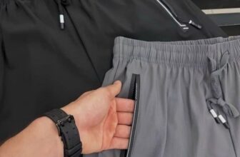COM ZÍPER E TUDO Short com 2 Bolsos de Zíper Secagem Rápida DE 45 | POR 29,79 CU…