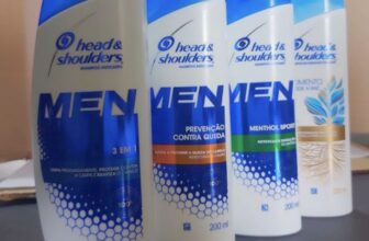 NÃO TEM DESCULPA PARA ESSA NEVE DO TELHADO Head & Shoulders Shampoo Anticasp…