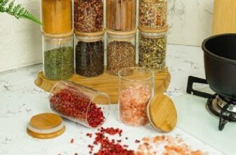 CUIADO PRA NÃO CONFUNDIR CANELA COM PIMENTA DO REINO Kit 10 Potes de Vidro 250m …