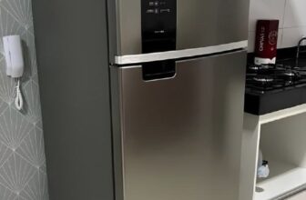 PARCELADINHA E COM CUPONZADA Geladeira Frost Free Duplex 375L Inox Brastemp DE 2…