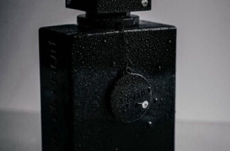 CHEGUE CHEIROSÃO Club De Nuit Intense Da Armaf EDT 105ml DE 499 | POR 217,43 CUP…