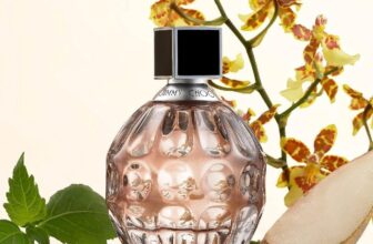 PARA AS CHEIROSAS PREMIUM Jimmy Choo Ji EDP 60ml DE 480 | POR 285,44 em 6x Resga…