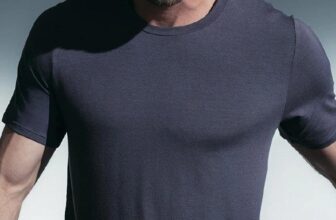 NÃO AMASSA, NÃO DESBOTA, NÃO FICA CHEIRO RUIM Camiseta Insider DE 189 | POR 58,6…