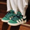 O BRABO SÓ ACRESCENTA NO LOOK Tênis Adidas Grand Court Base Suede DE 399 | POR 2…