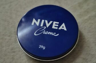 NIVEA Creme Hidratante Lata 29g POR 9,81 Selecione comprar com recorrência. Can…