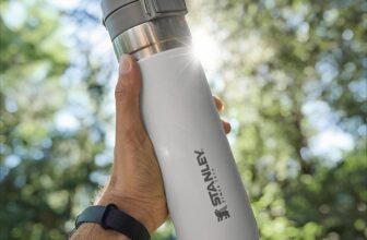 HIDRATE-SE Garrafa Térmica Quick Flip Stanley 710ml Go Bottle POR 129 CUPOM: QUE…