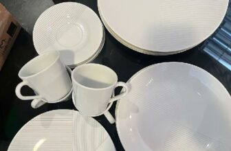 PODE MARCAR UM DATE EM CASA Aparelho de Jantar Grid em Porcelana Decorada 20 Peç…