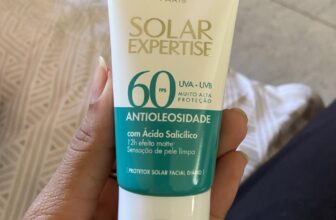PROTEGE DO SOL SEM DEIXAR A PELE SEBOSA L’Oréal Paris Solar Expertise Protetor S…