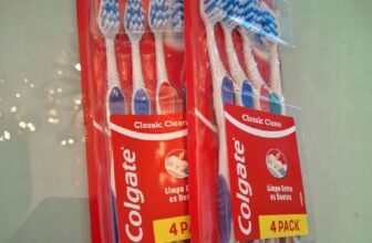 HIGIENIZAR ESSA BOQUINHA 4 Unid. Escova de Dente Colgate Classic Clean POR 10,92…