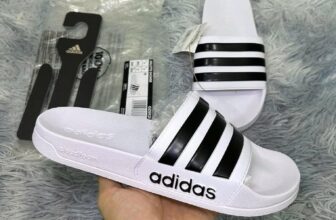 CHINELIN ESTILEIRA DA ADIDAS Chinelo adidas Adilette Shower Branco DE 190,10 | P…