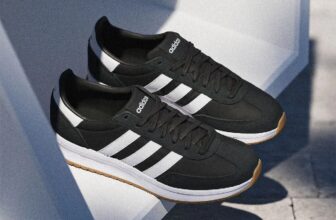 Tênis adidas Run 70 DE 499,99 | POR 229,59  CUPOM: PAGAMENOS https://meli.la/2o…