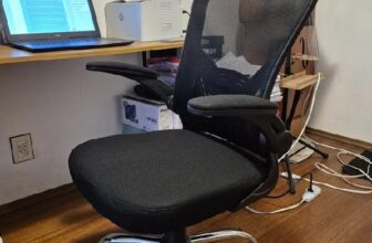 CADE OS MEUS CAMARÕEZINHOS FAVORITOS? ARRUMA ESSA POSTURA Cadeira De Escritório …