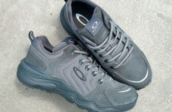 ESSE DEIXA ATÉ O BAIXINHO PARECENDO UM PRÉDIO  Tênis Oakley Halftrack II Snkr Co…