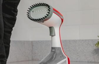 SUA ROUPA SEQUINHA E QUENTINHA WAP Vaporizador de Roupas e Tecidos WAPORE 200ml …