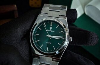 Relógio Poedagar DE 149 | POR 87,91 CUPOM: VALEALEGRIA https://meli.la/1kwXiKK…