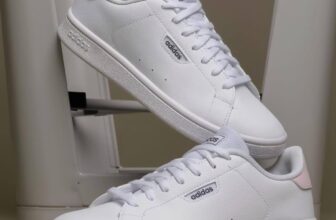 LINDEZA E NO PRECIN Tênis Urban Court adidas DE 299 | POR 135,99 CUPOM: CORREPRO…