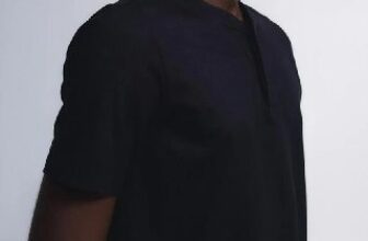 👕 Camiseta Henley Core 🔥 DE 259 | POR 116,07…